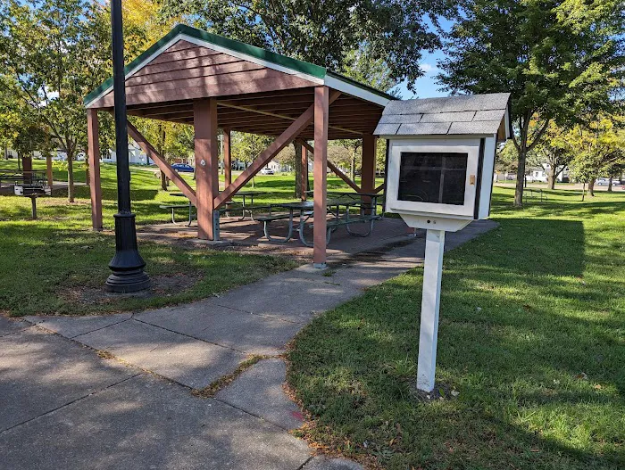 Fitness Court at Kiwanis Park Picture 9