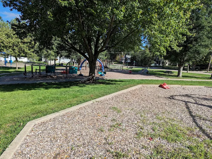 Fitness Court at Kiwanis Park Picture 7