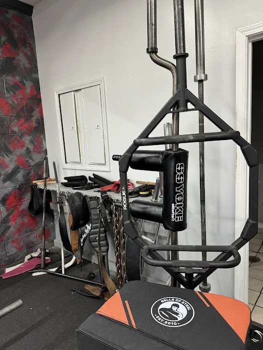 Raising the Bar Fitness Center Picture 7