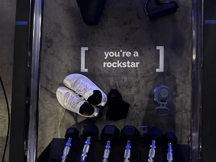 [solidcore] Lexington Picture 1