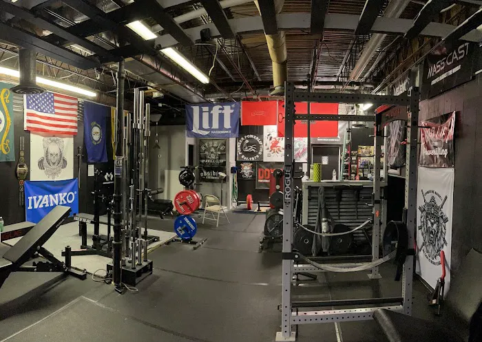 Two Dudes Strength and Performance Picture 7