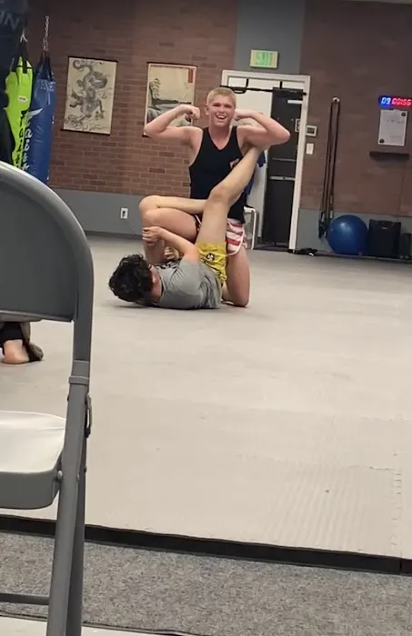 Kaminari martial arts Picture 2