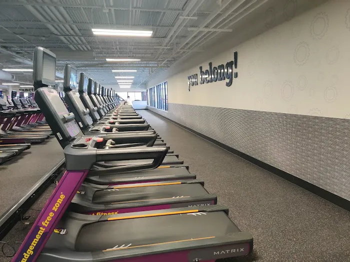 Planet Fitness Picture 4