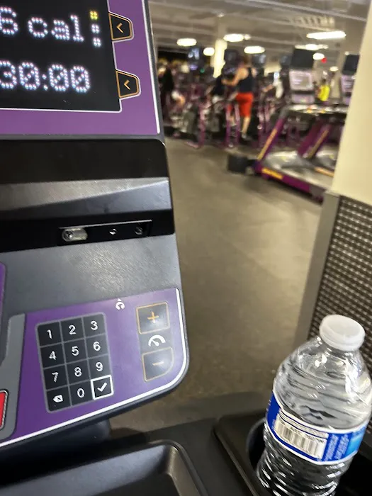 Planet Fitness Picture 1