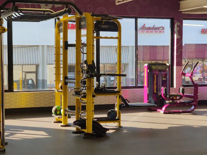 Planet Fitness Picture 9