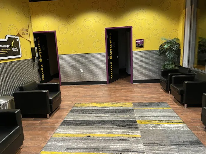 Planet Fitness Picture 5