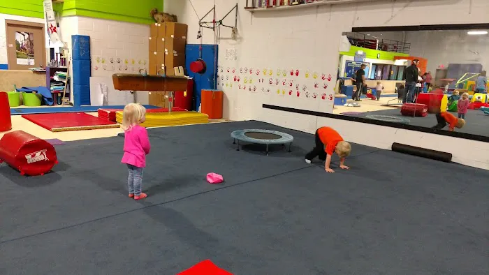 Water's Edge Gymnastics Picture 6