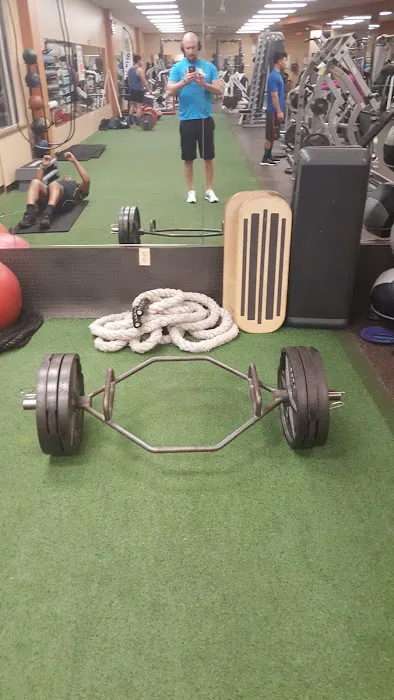 Gold's Gym - Olney Picture 10