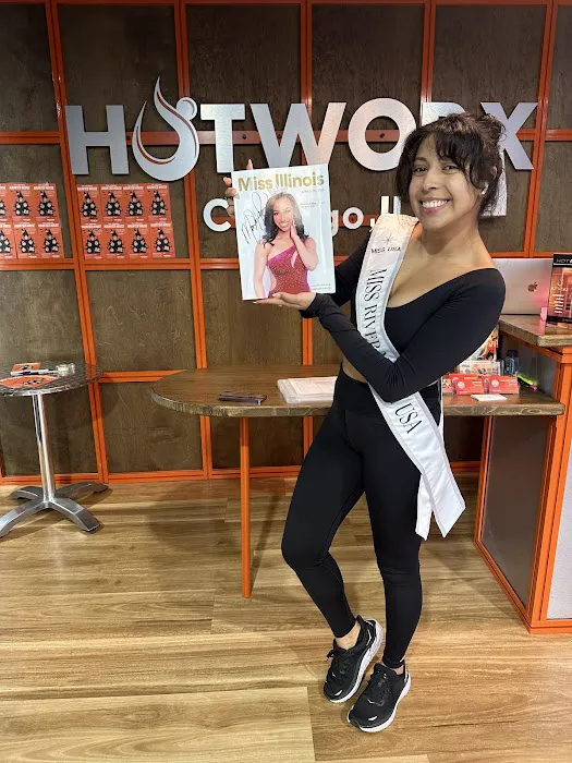 HOTWORX - Chicago, IL - River North Picture 2