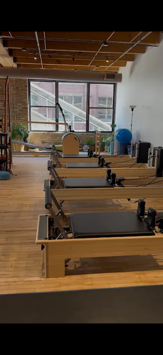 Studio Fala Moves Picture 5