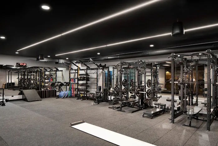 Club33 Fitness Studio Picture 10