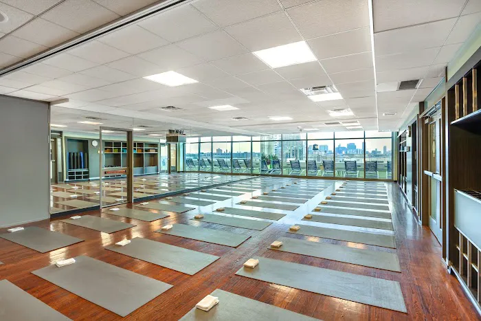 FFC Lincoln Park Picture 2