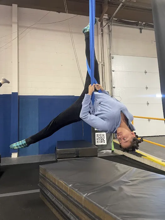 Chicago Aerial Arts Picture 6