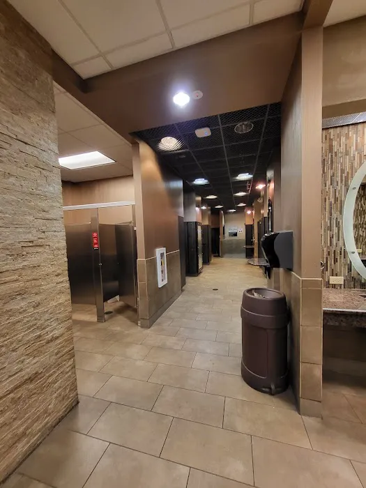 LA Fitness Picture 4