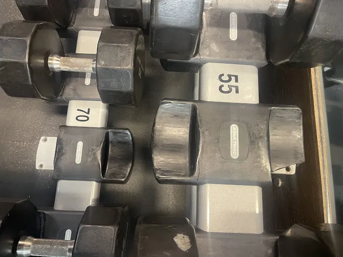 LA Fitness Picture 9