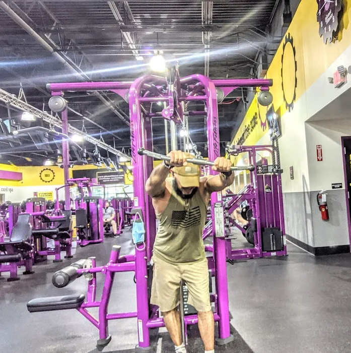 Planet Fitness Picture 10