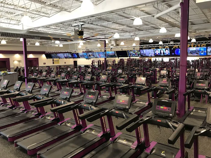 Planet Fitness Picture 7