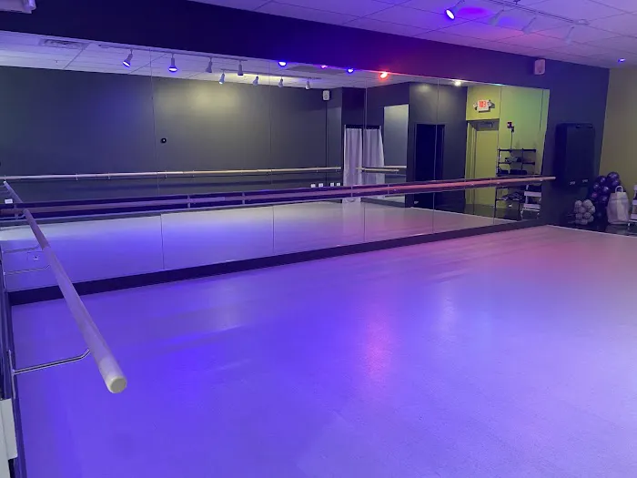 Neighborhood barre Oswego Picture 1