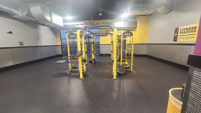 Planet Fitness Picture 6