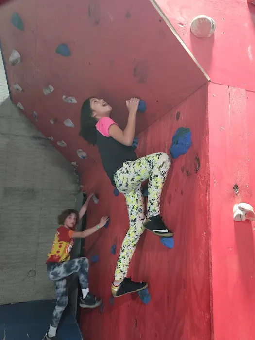 Ninja Athletics Picture 8