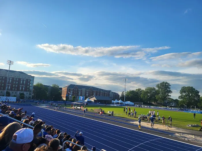 UK Track and Field Picture 7