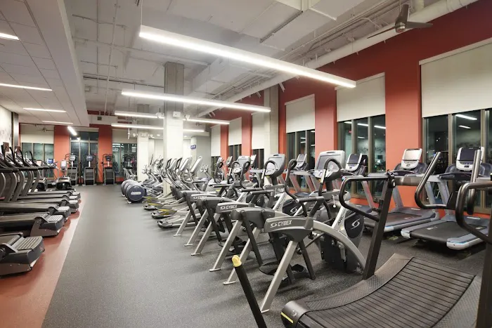 Onelife Fitness - Pike & Rose Picture 6