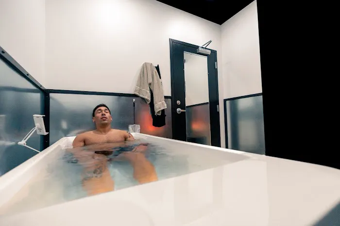 Iron 24 Fitness + Recovery Clarksville Picture 1