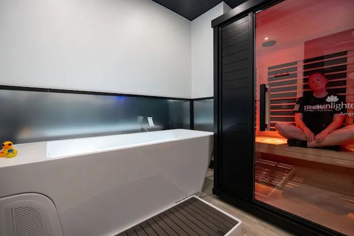 Iron 24 Fitness + Recovery Clarksville Picture 4