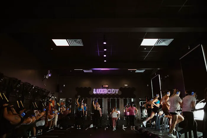 LUXBODY | HIIT Fitness & Recovery Lounge Picture 6