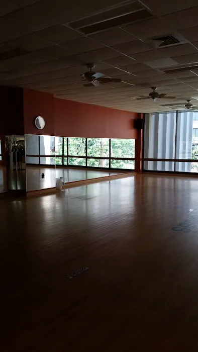 Onelife Fitness - Bethesda Picture 6