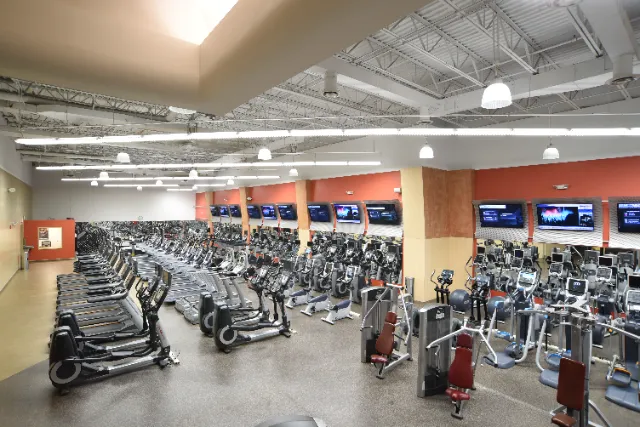 Onelife Fitness - Bethesda Picture 1
