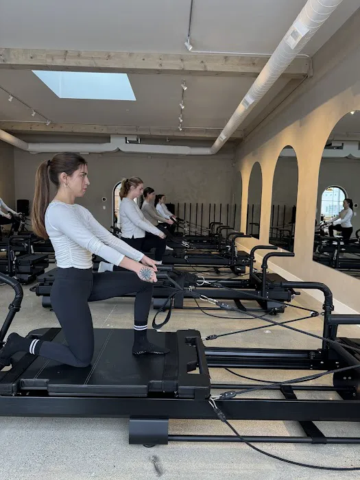 Form Modern Pilates - Traverse City Picture 8