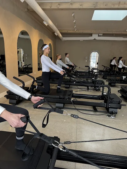 Form Modern Pilates - Traverse City Picture 7