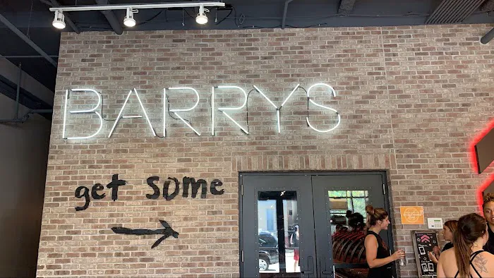 Barry's Lincoln Park Picture 8