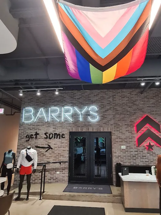 Barry's Lincoln Park Picture 2