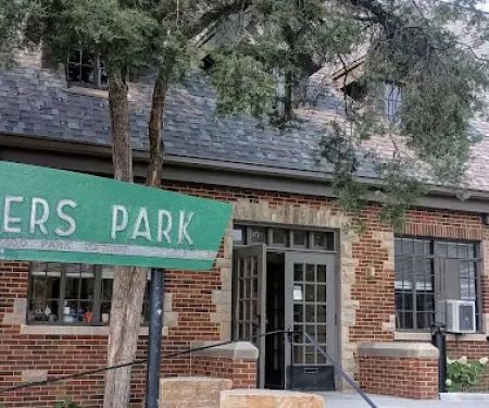 Gompers Park Fieldhouse Gymnasium