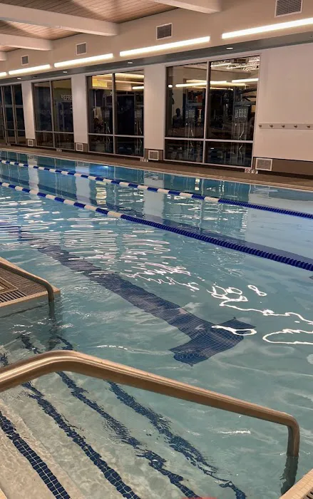 LA Fitness Picture 7