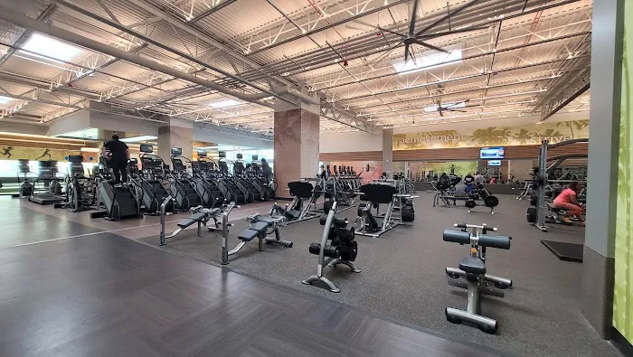 LA Fitness Picture 10