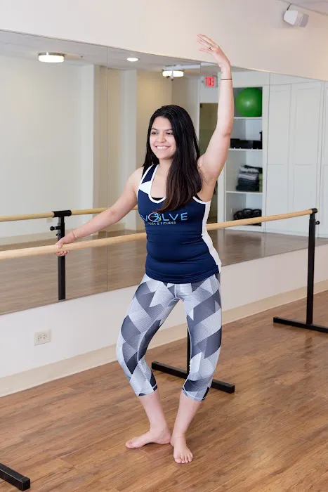 Evolve Yoga & Fitness Chicago Picture 4