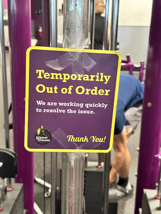 Planet Fitness Picture 9