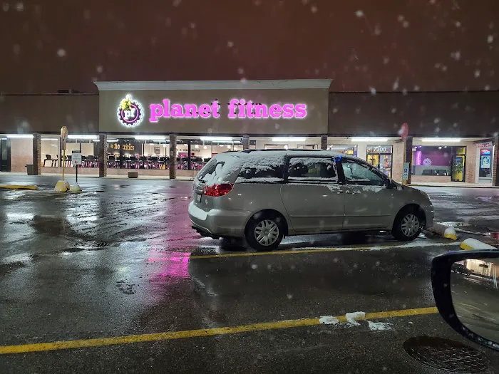 Planet Fitness Picture 5
