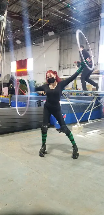 Chicago Center for Dynamic Circus (CCDC) Picture 3