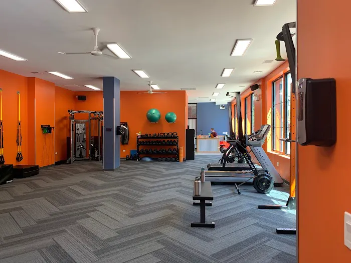 Orange Shoe Personal Fitness Trainers - Lakeview Picture 8