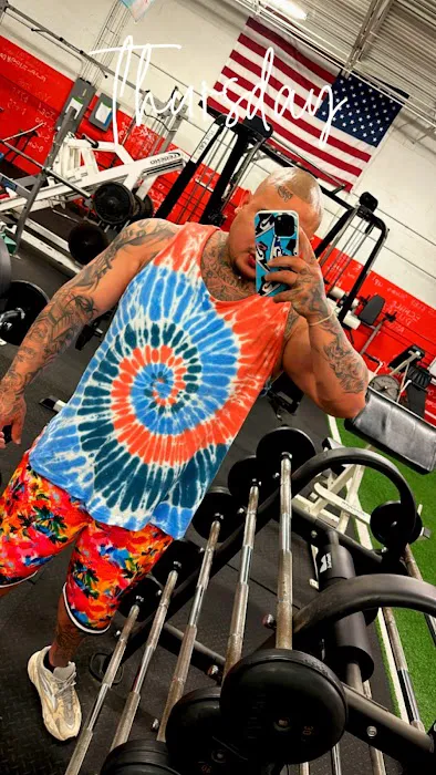 The Neighborhood Gym Picture 2