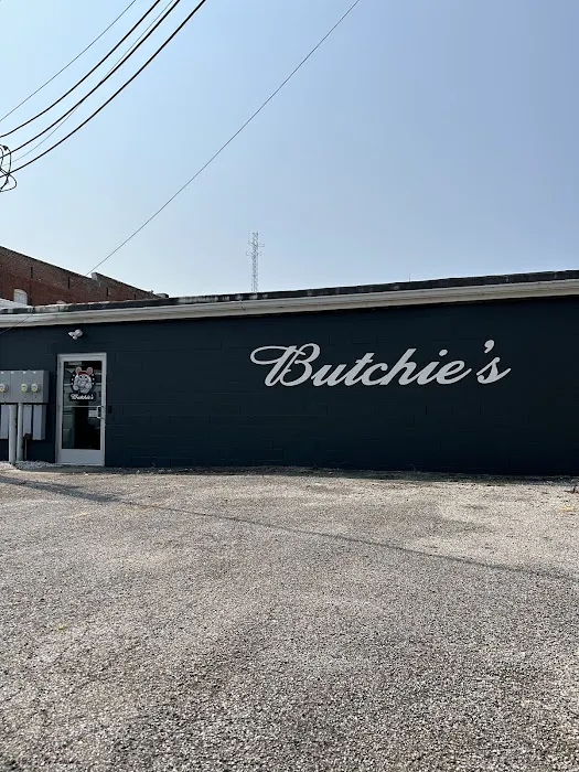 Butchie's Gym Picture 6