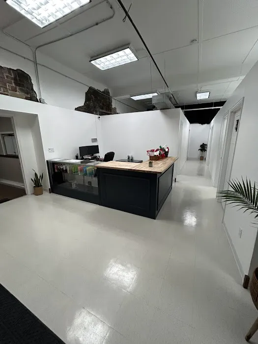 Kewanee Warehouse Picture 2