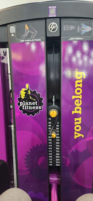 Planet Fitness Picture 1