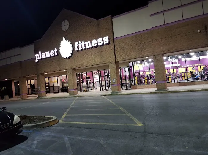 Planet Fitness Picture 3