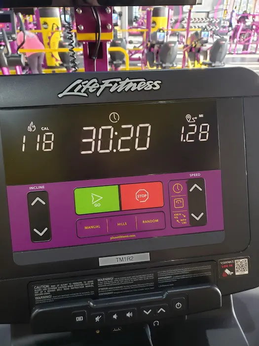 Planet Fitness Picture 7