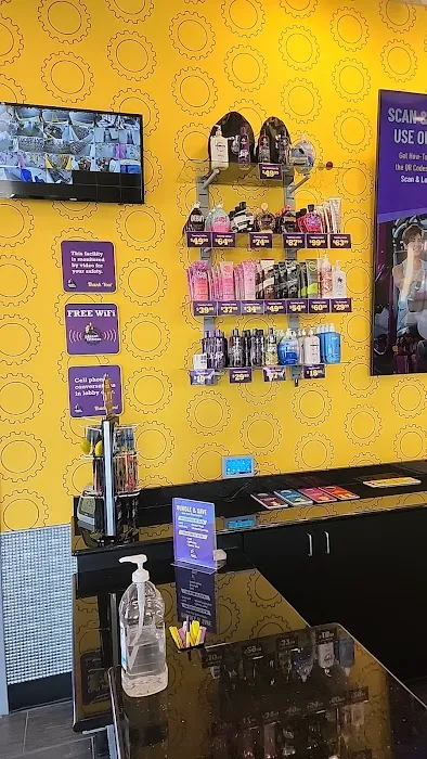 Planet Fitness Picture 8